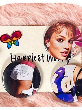 La Chappell Rolling Stones Britney Spears Button Pin Set